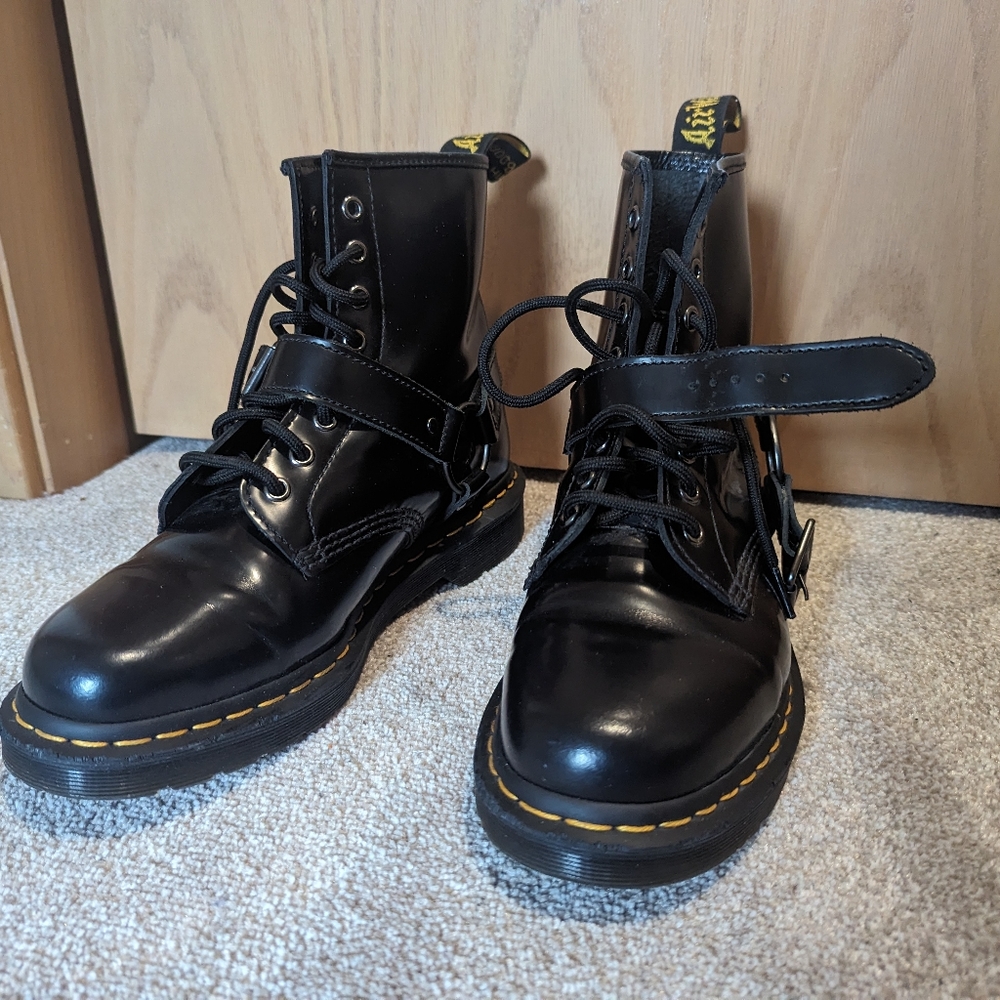 Dr Martens 1460 Harness